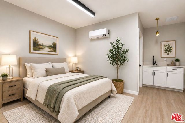 1124 Sierra Alta Way, Los Angeles, CA 90069