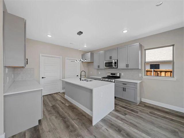 1063 Lake Trail Drive, Little Elm, TX 75068