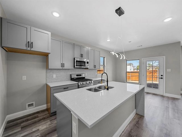 1063 Lake Trail Drive, Little Elm, TX 75068