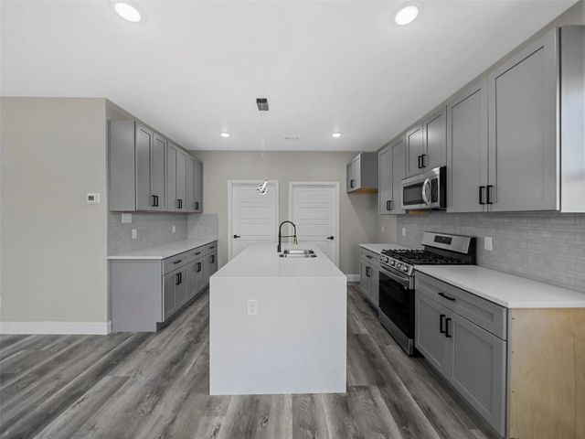 1063 Lake Trail Drive, Little Elm, TX 75068