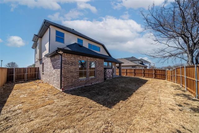 1063 Lake Trail Drive, Little Elm, TX 75068