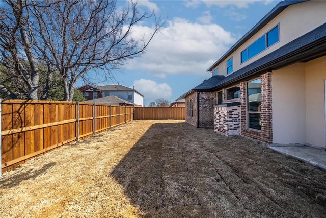 1063 Lake Trail Drive, Little Elm, TX 75068