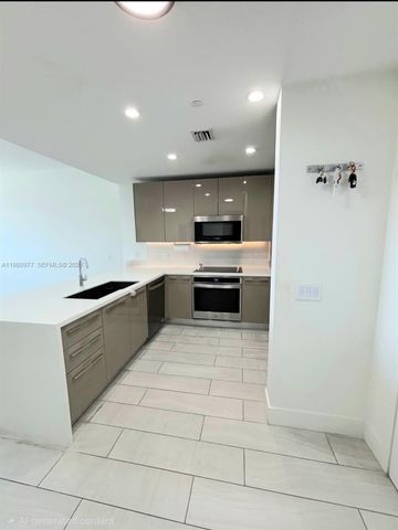 2000 Metropica Way 2305, Sunrise, FL 33323