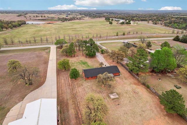 7010 Alameda Street, Norman, OK 73026