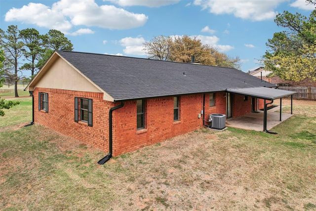 7010 Alameda Street, Norman, OK 73026