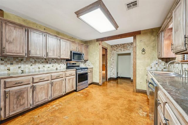 7010 Alameda Street, Norman, OK 73026