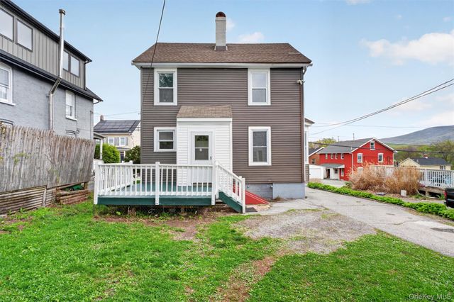 371-373 Verplanck Avenue, Beacon, NY 12508