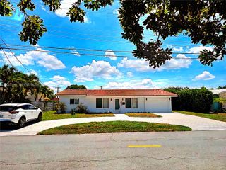 1430 NE 53rd Ct, Fort Lauderdale, FL 33334