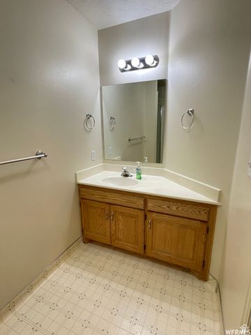 1162 E 330 N, Payson, UT 84651