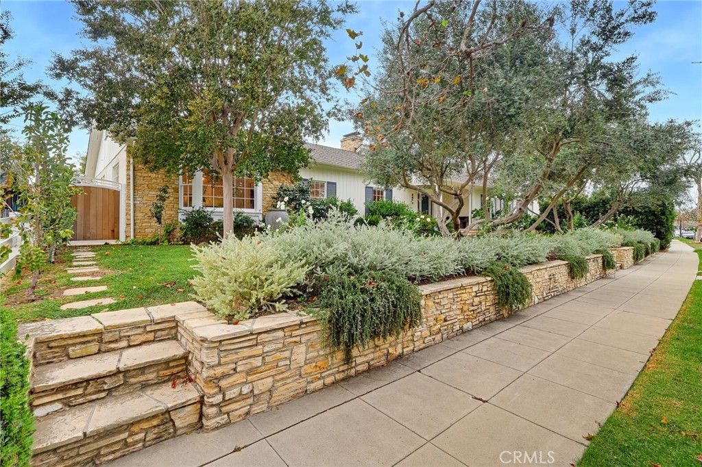 4455 California Avenue, Long Beach, CA 90807 — photo 2