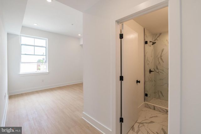 4408 LANCASTER AVE #UNIT 201, Philadelphia, PA 19104