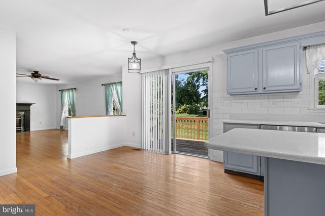 307 BLUE JAY DR, Hockessin, DE 19707