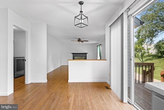 307 BLUE JAY DR, Hockessin, DE 19707