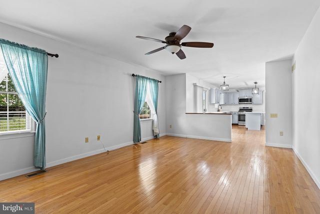 307 BLUE JAY DR, Hockessin, DE 19707