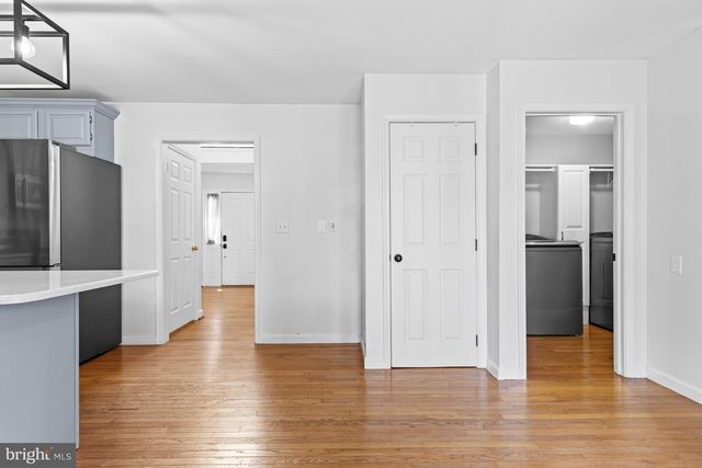 307 BLUE JAY DR, Hockessin, DE 19707