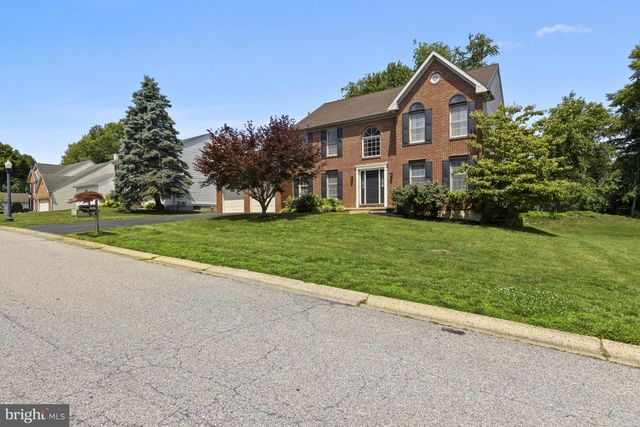 307 BLUE JAY DR, Hockessin, DE 19707