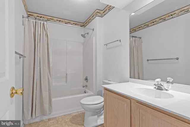 307 BLUE JAY DR, Hockessin, DE 19707