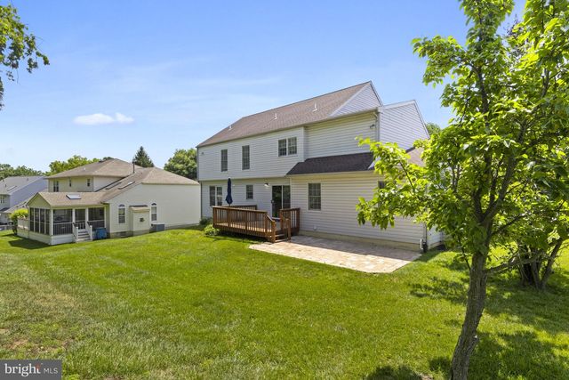 307 BLUE JAY DR, Hockessin, DE 19707