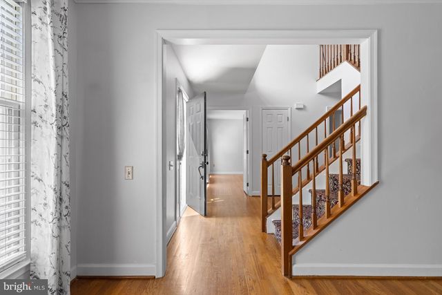 307 BLUE JAY DR, Hockessin, DE 19707