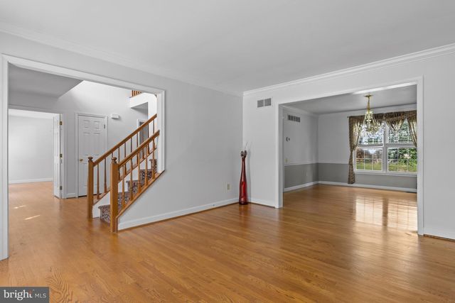307 BLUE JAY DR, Hockessin, DE 19707