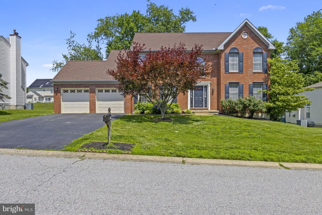 307 BLUE JAY DR, Hockessin, DE 19707
