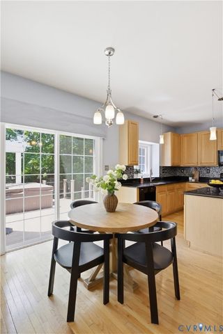 13807 Hawkins Park Rd, Midlothian, VA 23114