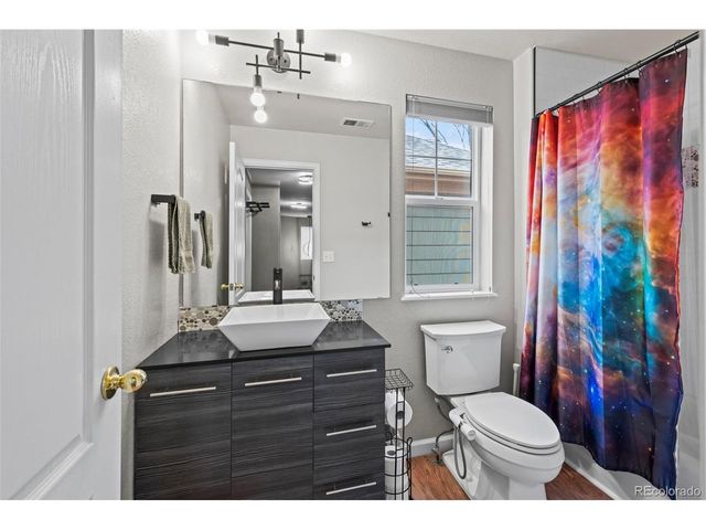 3921 Florentine Dr, Longmont, CO 80503