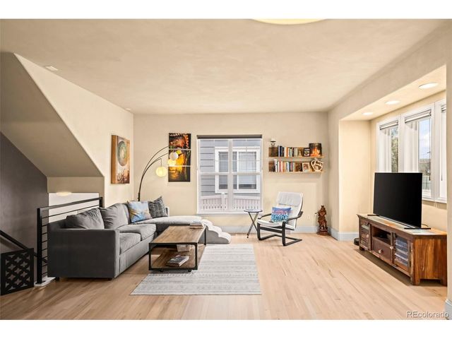 3921 Florentine Dr, Longmont, CO 80503