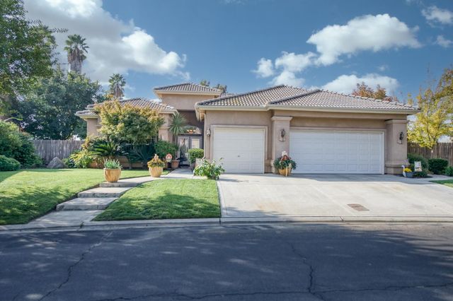 7360 Edgewater Street, Chowchilla, CA 93610