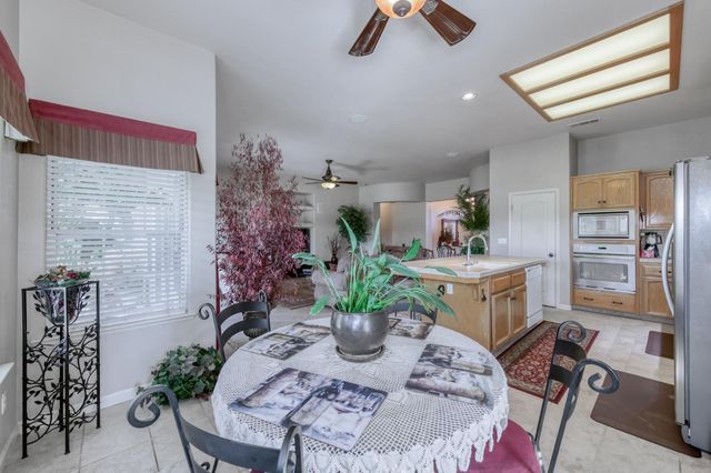 7360 Edgewater Street, Chowchilla, CA 93610