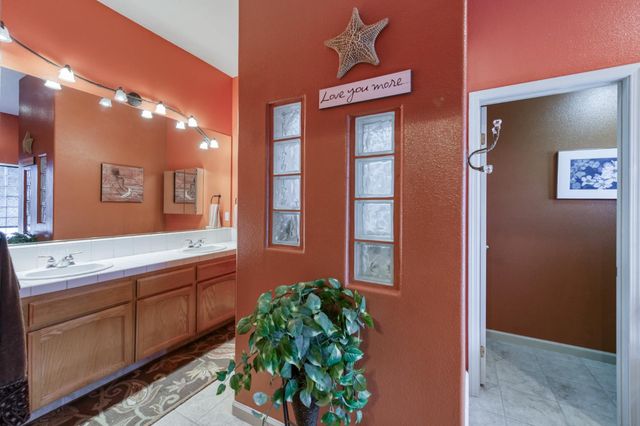 7360 Edgewater Street, Chowchilla, CA 93610