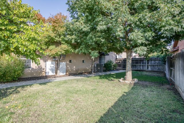 7360 Edgewater Street, Chowchilla, CA 93610