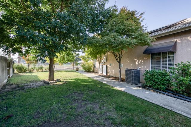 7360 Edgewater Street, Chowchilla, CA 93610