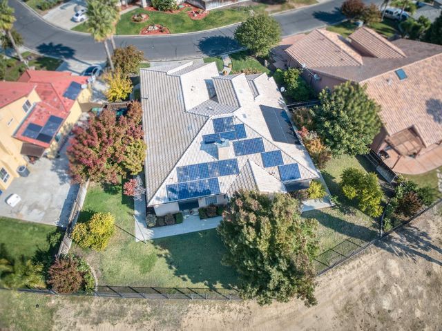 7360 Edgewater Street, Chowchilla, CA 93610