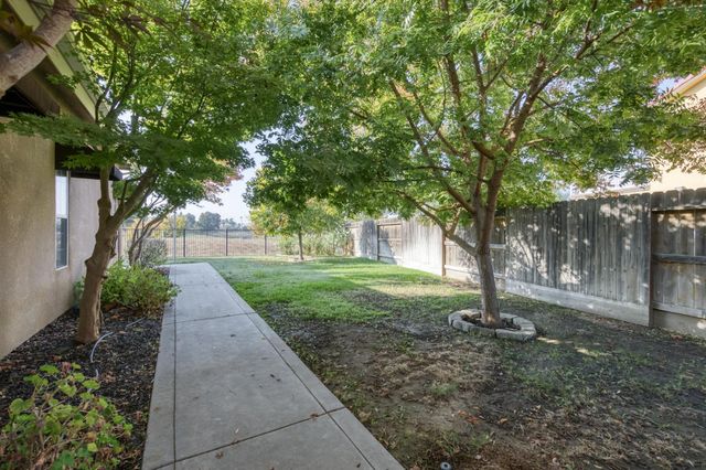 7360 Edgewater Street, Chowchilla, CA 93610