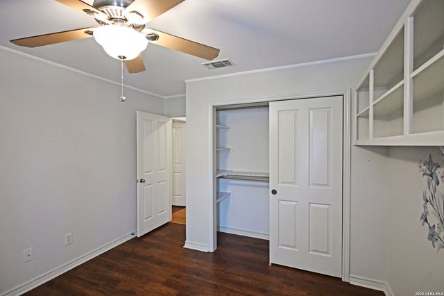 125 RED OAK TRL, Marion, TX 78124