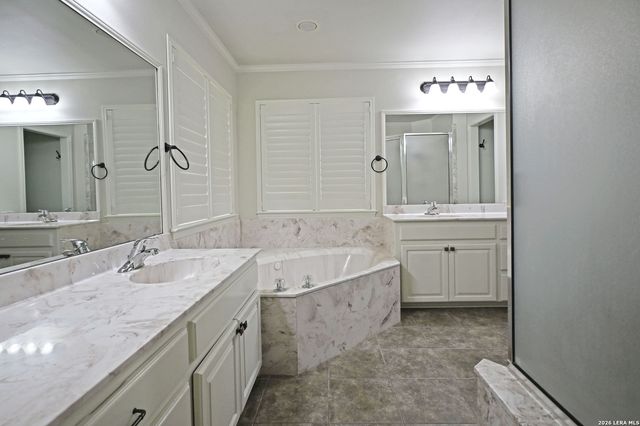 125 RED OAK TRL, Marion, TX 78124