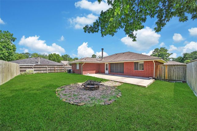 2310 Meandering Trail, Houston, TX 77339