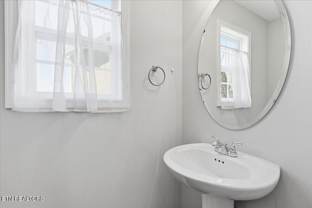 3132 Dominion Drive, Maryville, TN 37803