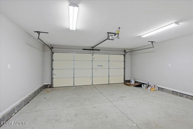 3132 Dominion Drive, Maryville, TN 37803