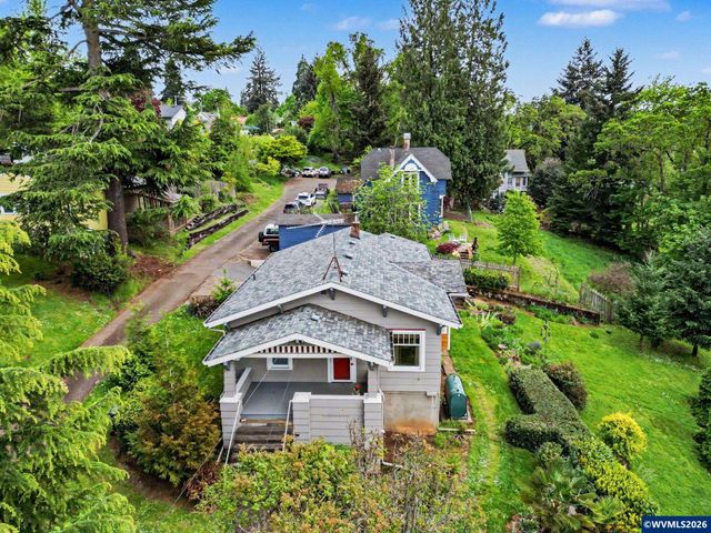700 Oak St, Silverton, OR 97381