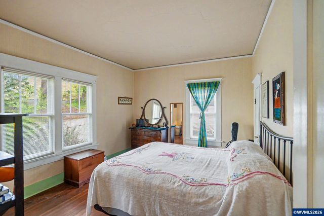 700 Oak St, Silverton, OR 97381