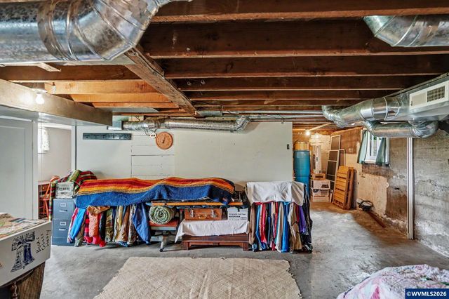 700 Oak St, Silverton, OR 97381