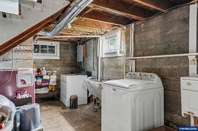 700 Oak St, Silverton, OR 97381