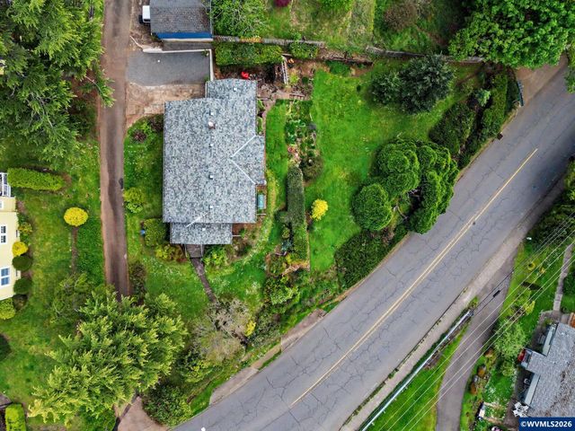 700 Oak St, Silverton, OR 97381