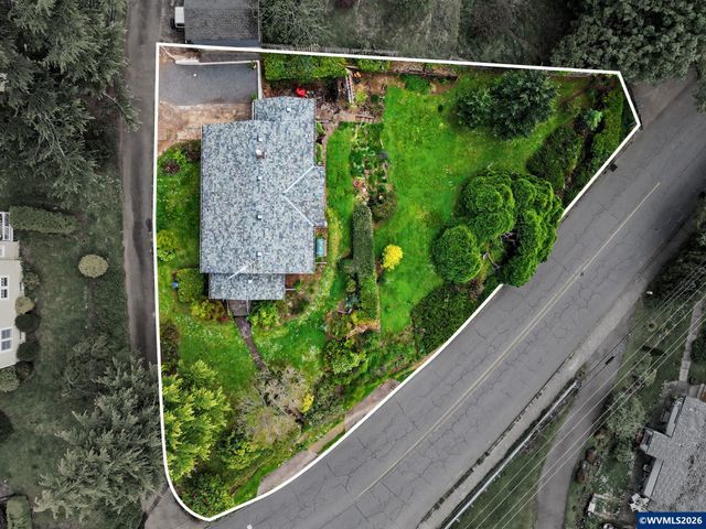 700 Oak St, Silverton, OR 97381