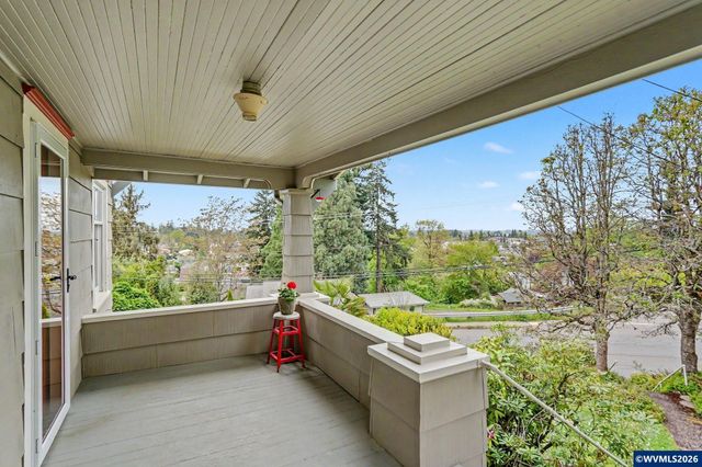 700 Oak St, Silverton, OR 97381