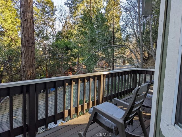 23819 Scenic Drive, Crestline, CA 92325