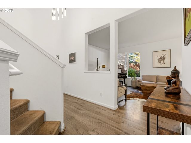 3165 Se BLUE BIRD Dr, Hillsboro, OR 97123