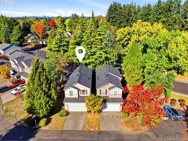 3165 Se BLUE BIRD Dr, Hillsboro, OR 97123